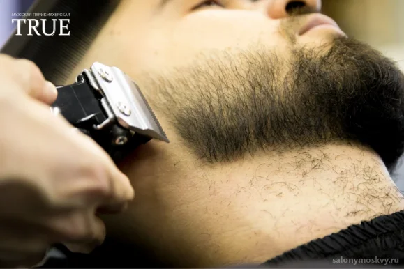 Классическая мужская парикмахерская True barbershop фото 4